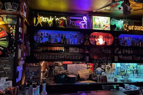 Zappa Music Bar - SillySuitcase