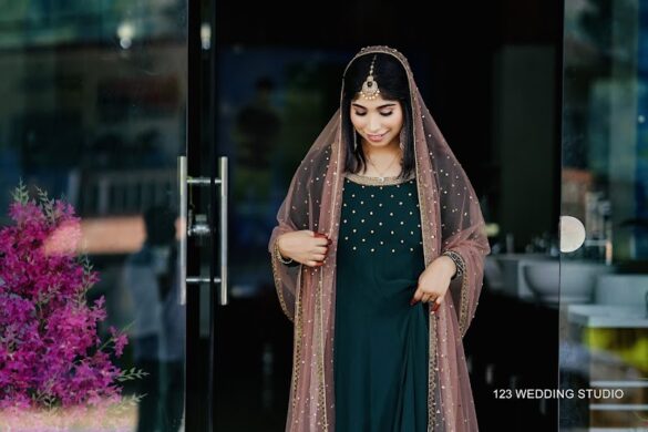 Aalaa Boutique By Surumi Hashim - SillySuitcase