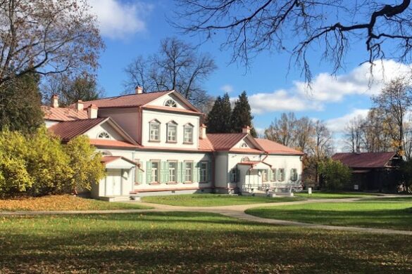 Abramtsevo Museum Reserve - SillySuitcase