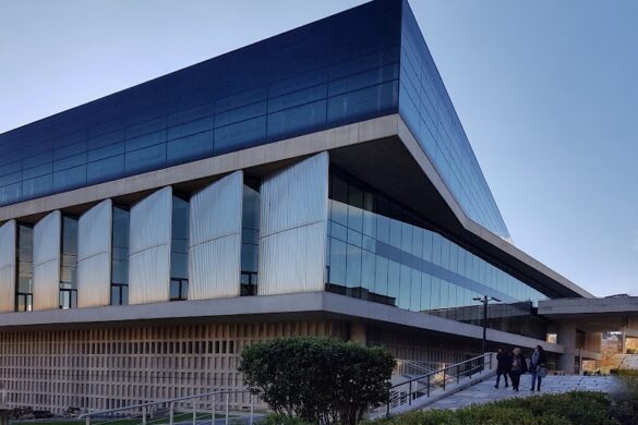 Acropolis Museum - SillySuitcase