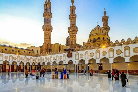 Al Azhar Mosque - SillySuitcase