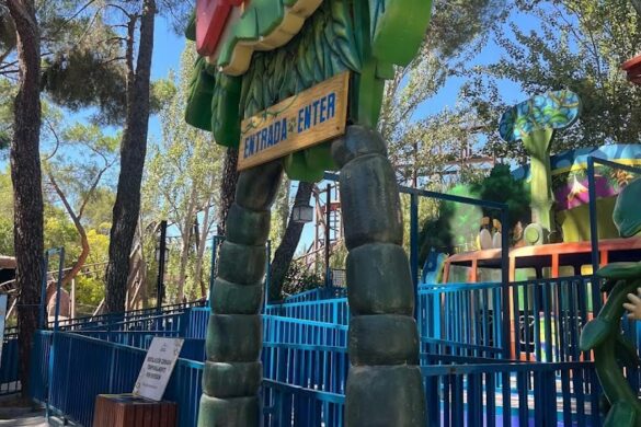 Al Bosque Con Diego - SillySuitcase