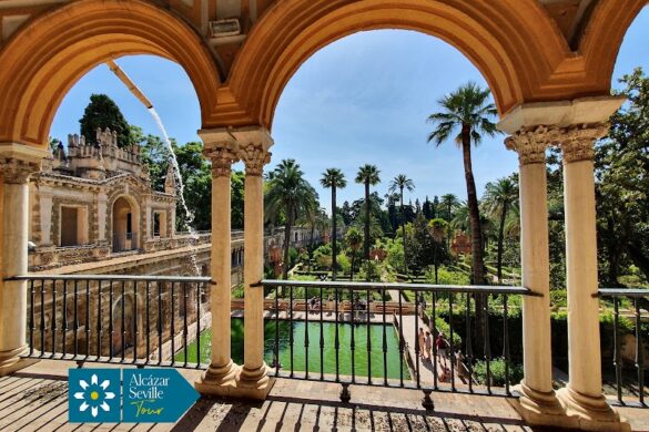 Alc Zar Seville Tour Guided Tours To Alc Zar Cathedral Giralda In English - SillySuitcase