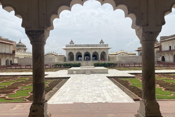 Anguri Bagh - SillySuitcase