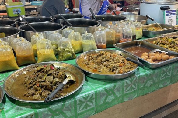 Ao Nang Local Market - SillySuitcase