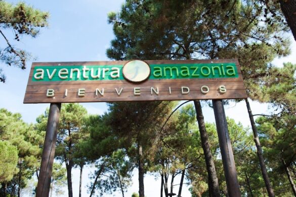 Aventura Amazonia - SillySuitcase