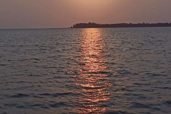 Badem Sunset Point - SillySuitcase
