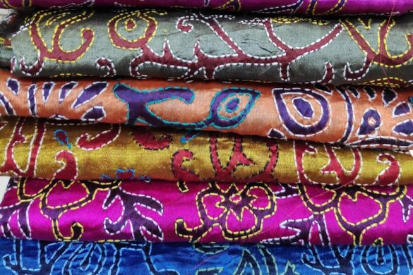 Ballygunge Variety Store Handicraft Shop - SillySuitcase