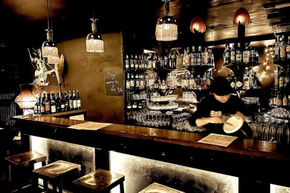 Bar Bobu Berlin Friedrichshain Bar Restaurant Club Live Music - SillySuitcase