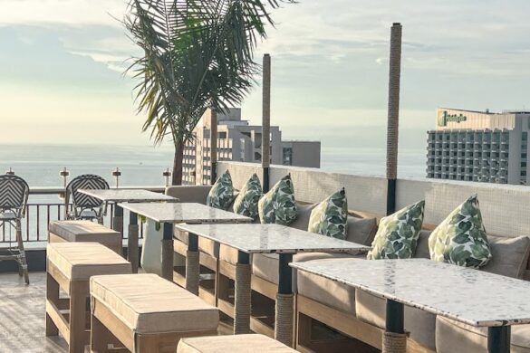 Barb Rooftop Restaurant Bar In Pattaya - SillySuitcase