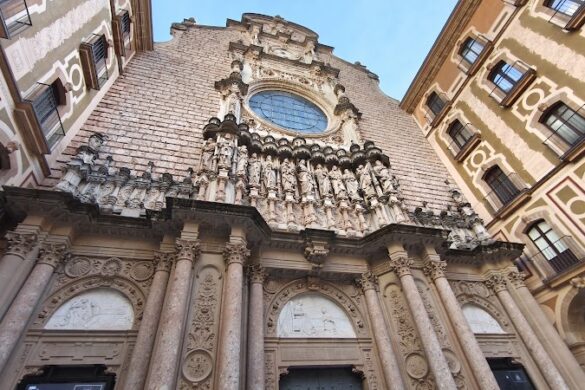 Barcelona Local Experiences Barcelona Tours - SillySuitcase