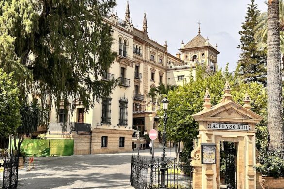 Best Of Sevilla Free Tour - SillySuitcase