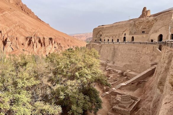 Bezeklik Thousand Buddha Caves - SillySuitcase