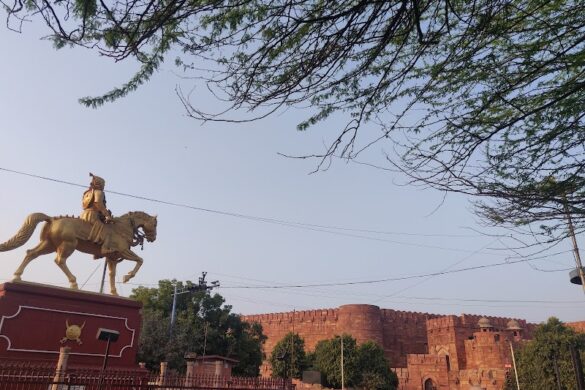 Chhatrapati Shivaji Maharaj Memorial - SillySuitcase