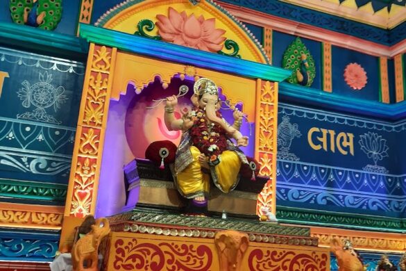 Chowk Bazar - SillySuitcase