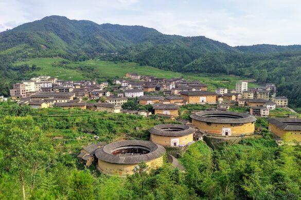 Chuxi Tulou Cluster - SillySuitcase