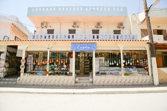 Creta Boutique Belvedere Village - SillySuitcase