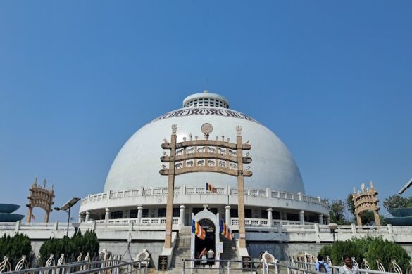 Deekshabhoomi Stupa Nagpur - SillySuitcase