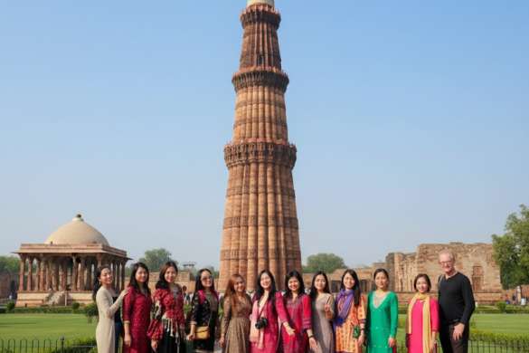 Delhi Tour Guide - SillySuitcase