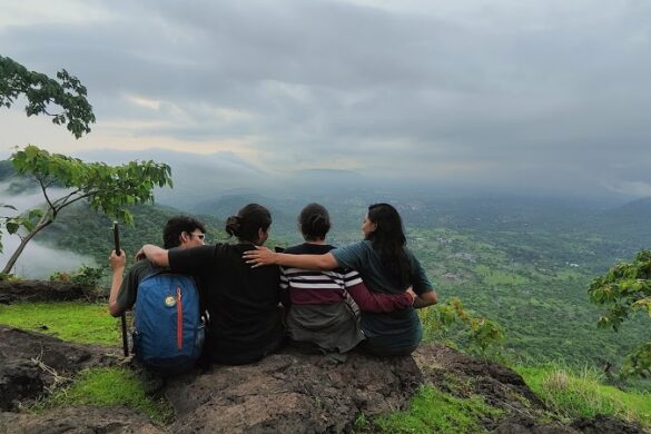 Dongaryatra Adventure Club - SillySuitcase