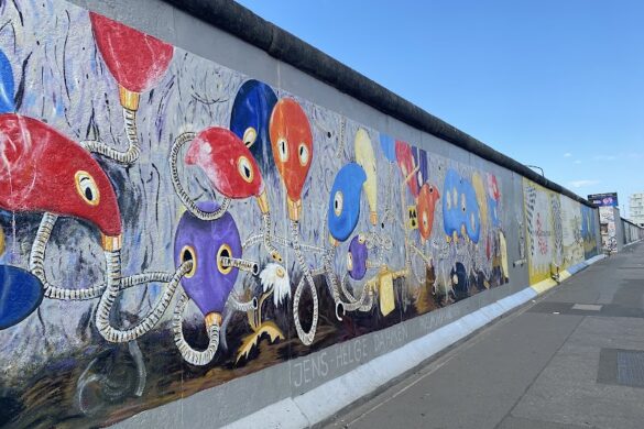 East Side Gallery - SillySuitcase