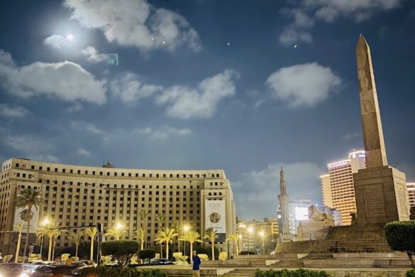 El Tahrir Square - SillySuitcase