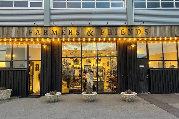 Farmers Friends Farmers Market Flagship Store Design Studio - SillySuitcase