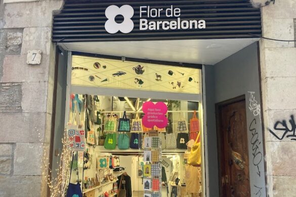 Flor De Barcelona - SillySuitcase
