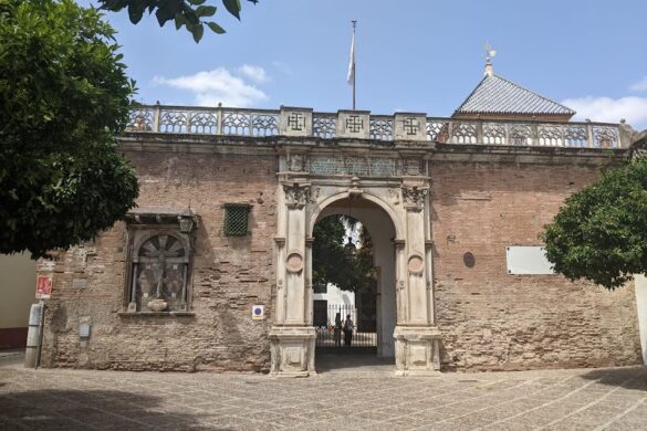 Free Walking Templar Tour Sevilla - SillySuitcase