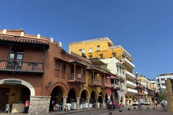 Free Walking Tour Cartagena Beyond Colombia - SillySuitcase