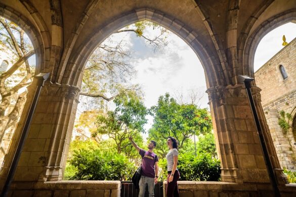 Free Walking Tours Barcelona - SillySuitcase