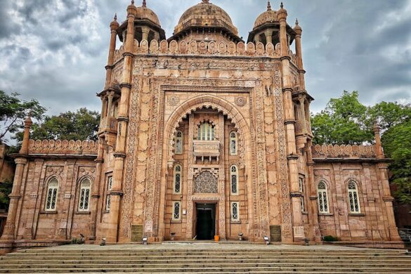 Government Museum Chennai - SillySuitcase