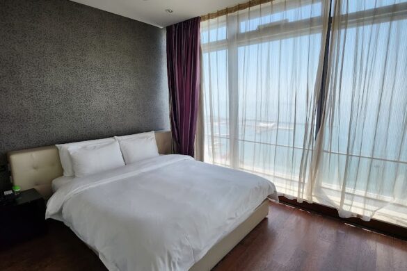 Grand Madison Qingdao Harbour View Central - SillySuitcase