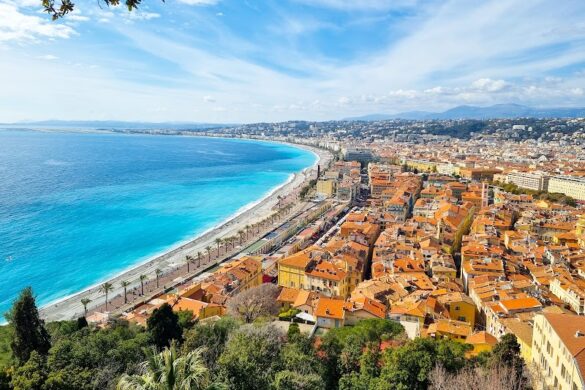 Grand Panorama De Nice - SillySuitcase