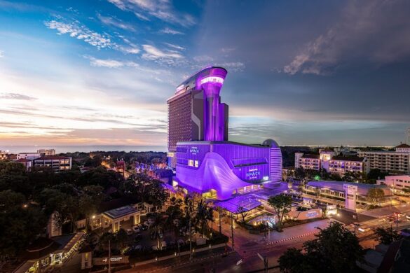 Grande Centre Point Space Pattaya - SillySuitcase