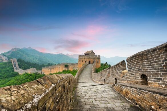 Great Wall Of China - SillySuitcase
