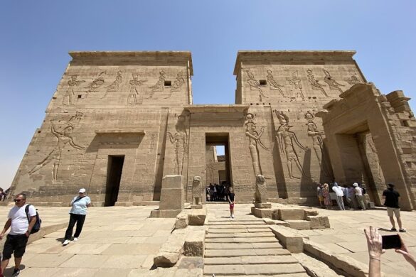 Happy Egypt Travel Services - SillySuitcase