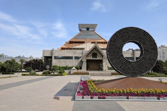 Henan Museum - SillySuitcase