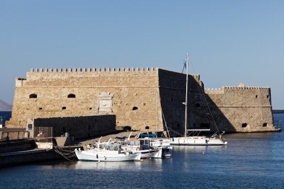 Heraklion Venetian Port - SillySuitcase