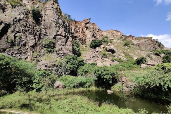 Hidden Quarry Lake Pammal - SillySuitcase