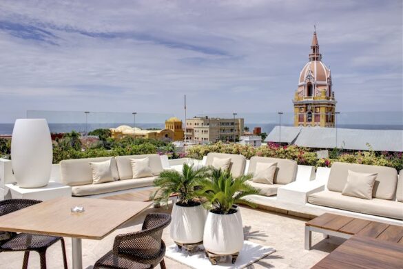 Hotel Movich Cartagena De Indias - SillySuitcase