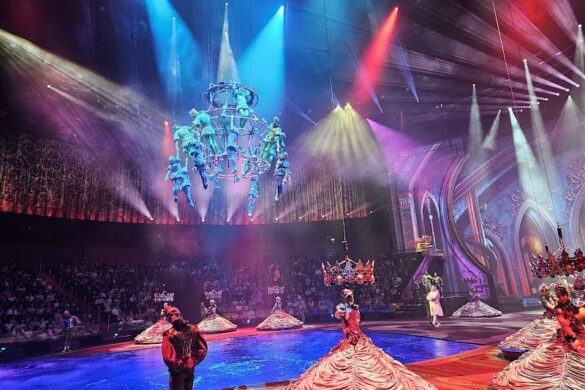 House Of Dancing Water - SillySuitcase