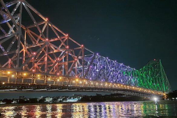 Howrah Bridge - SillySuitcase