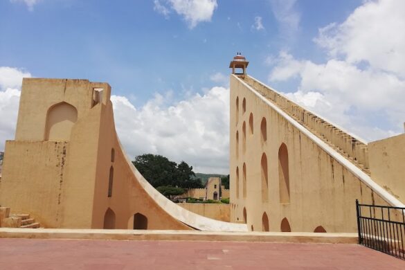 Jantar Mantar - SillySuitcase
