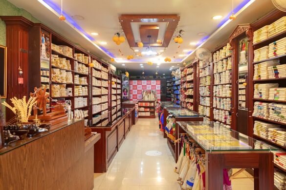 Kasavu Mall Handloom - SillySuitcase