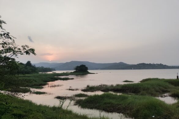 Khadakwasla Lake View Point - SillySuitcase