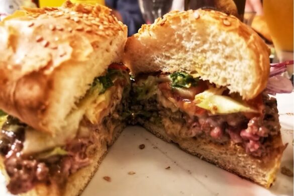 Le Bistro Du Panier - SillySuitcase