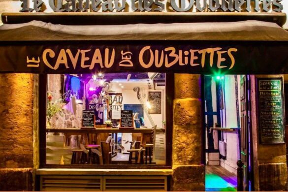 Le Caveau Des Oubliettes - SillySuitcase
