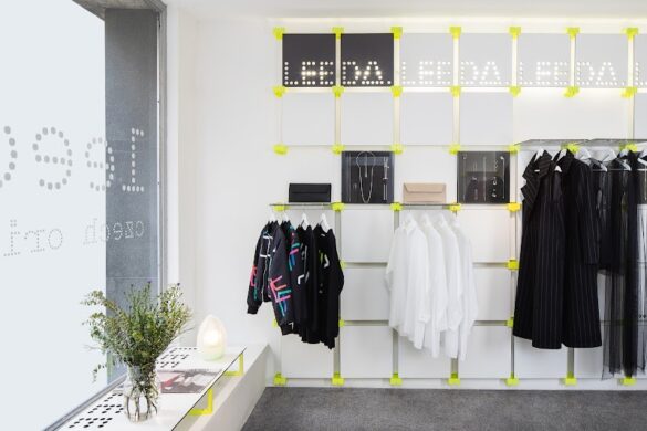 Leeda Fashion Store - SillySuitcase
