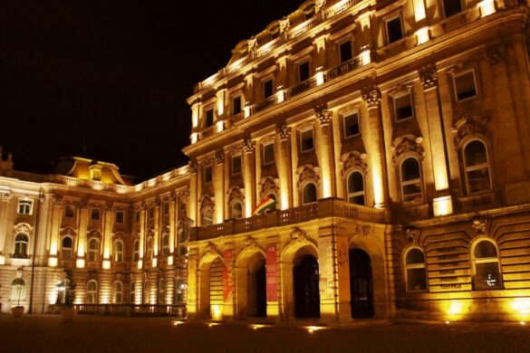 Legendary Tours Budapest - SillySuitcase